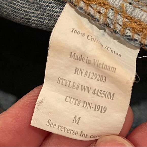 Stella Laguna Beach button jean distressed shorts - Picture 6 of 11